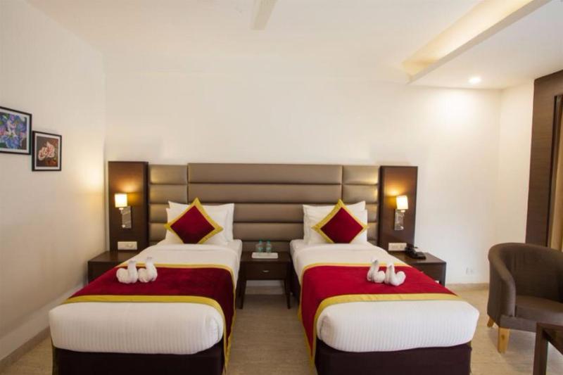 Velvet Clarks Exotica Hotel Zirakpur Luaran gambar