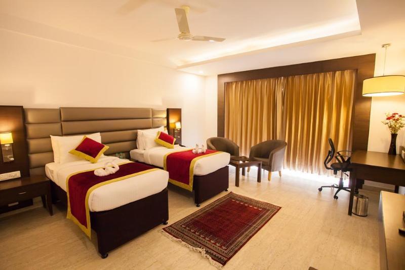Velvet Clarks Exotica Hotel Zirakpur Luaran gambar